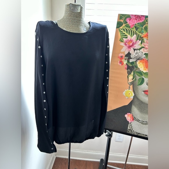 NWT LANE BRYANT CAPE STYLE BLOUSE W/STUD ACCENTS SIZE 22/24 - Picture 1 of 12